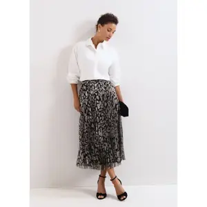 Phase Eight Edie Pleated Skirt